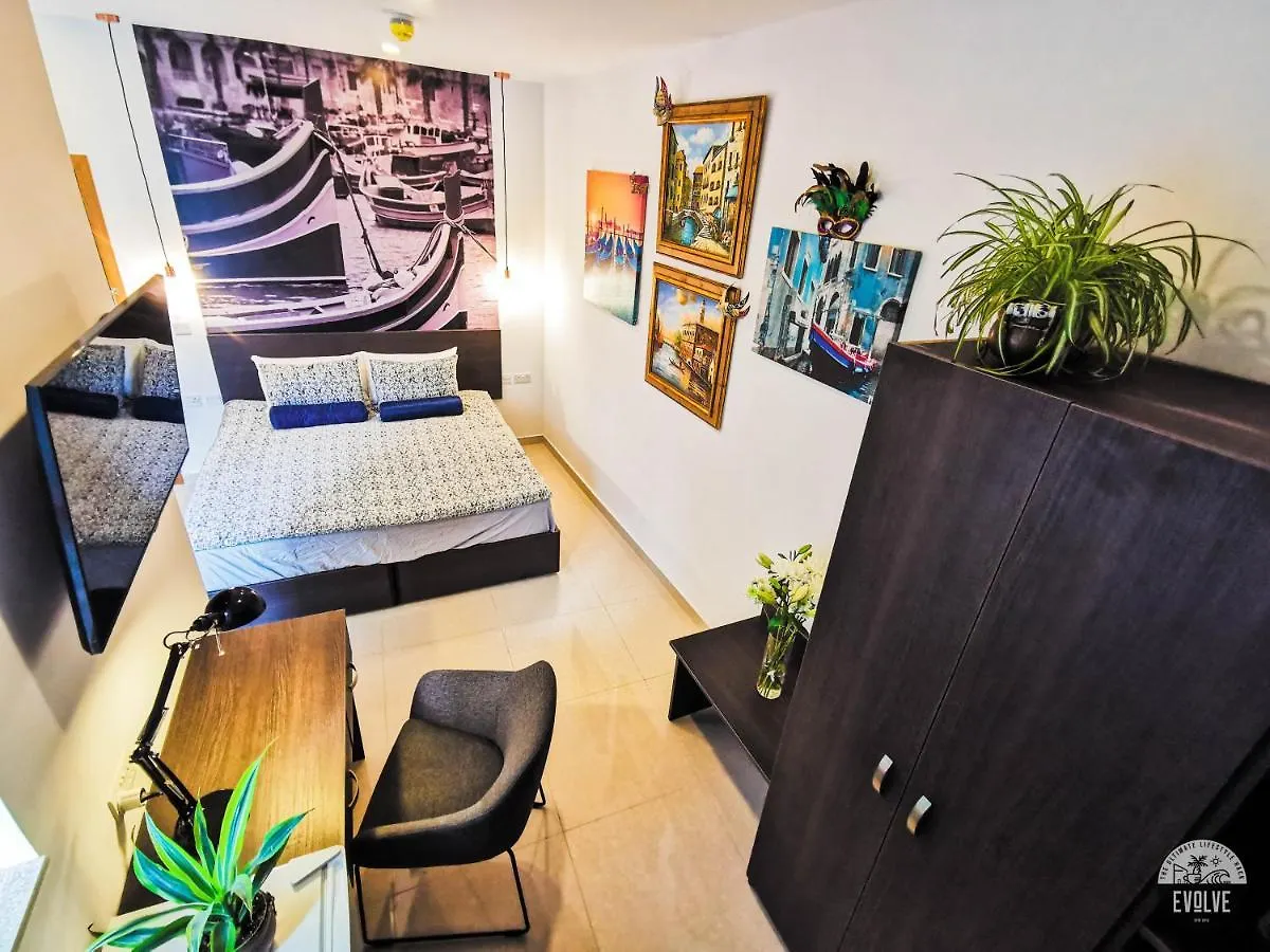 Evolve Coliving Guesthouse Sliema