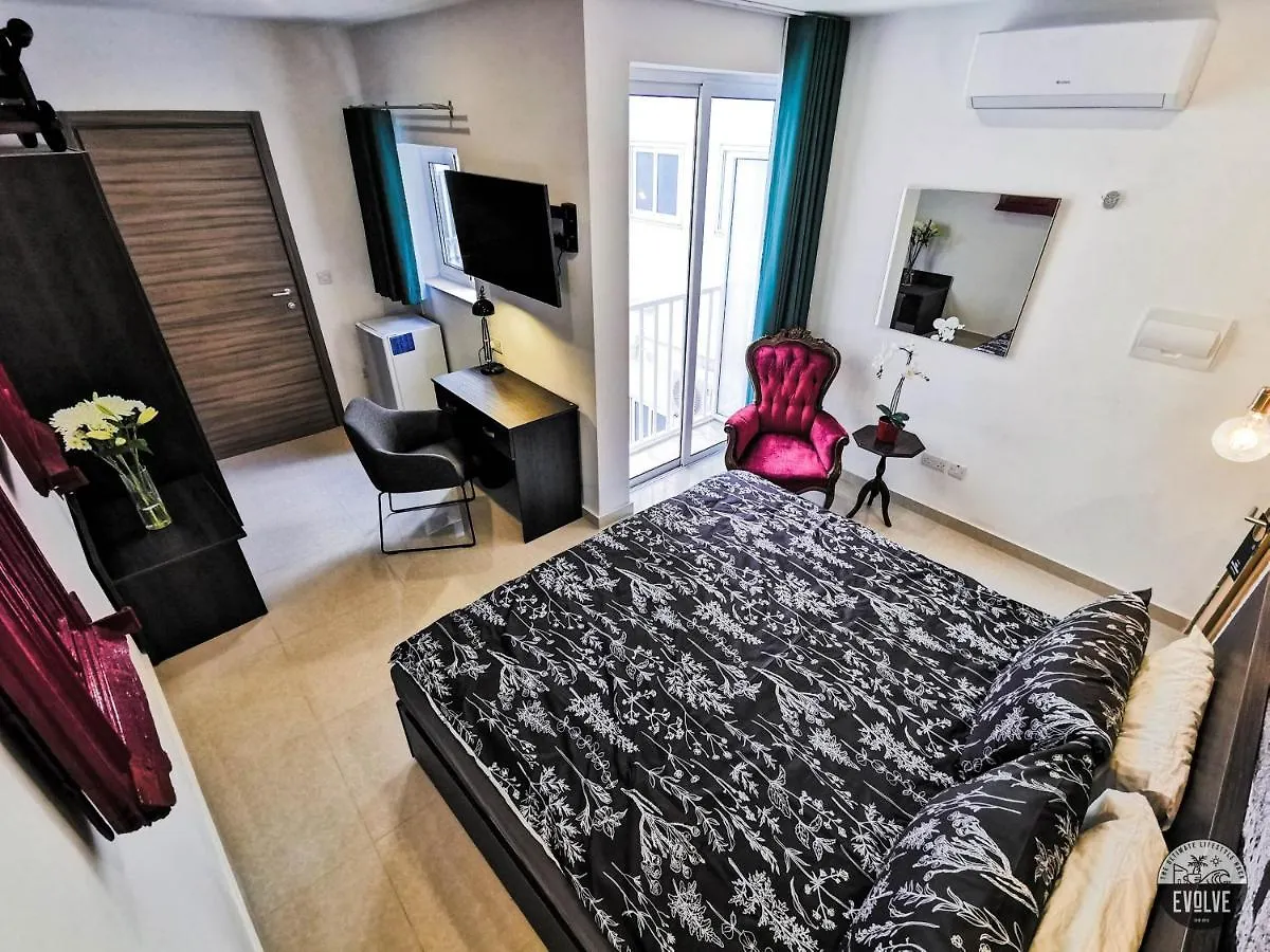 Evolve Coliving Guesthouse Sliema