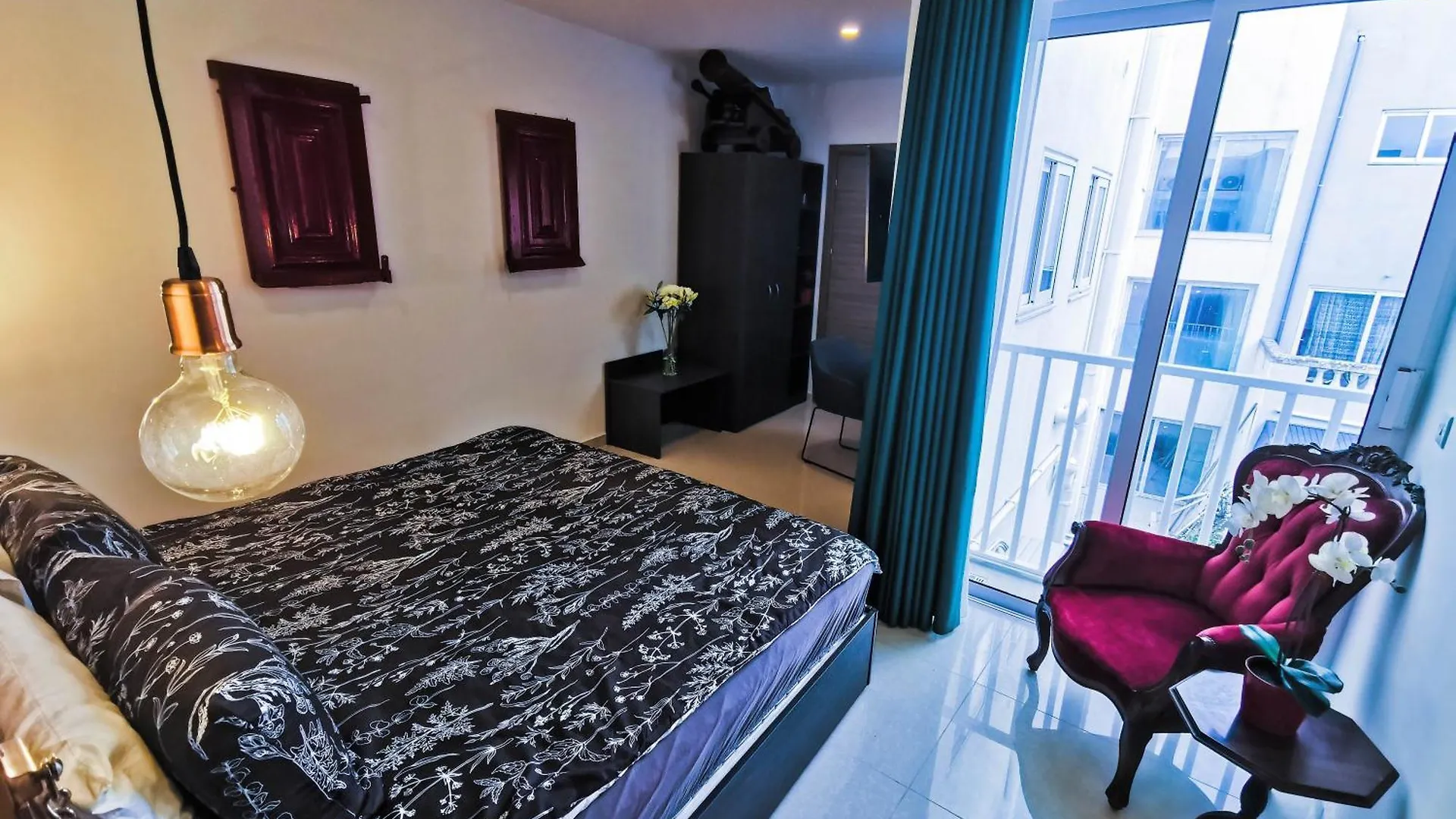Evolve Coliving Guesthouse Sliema