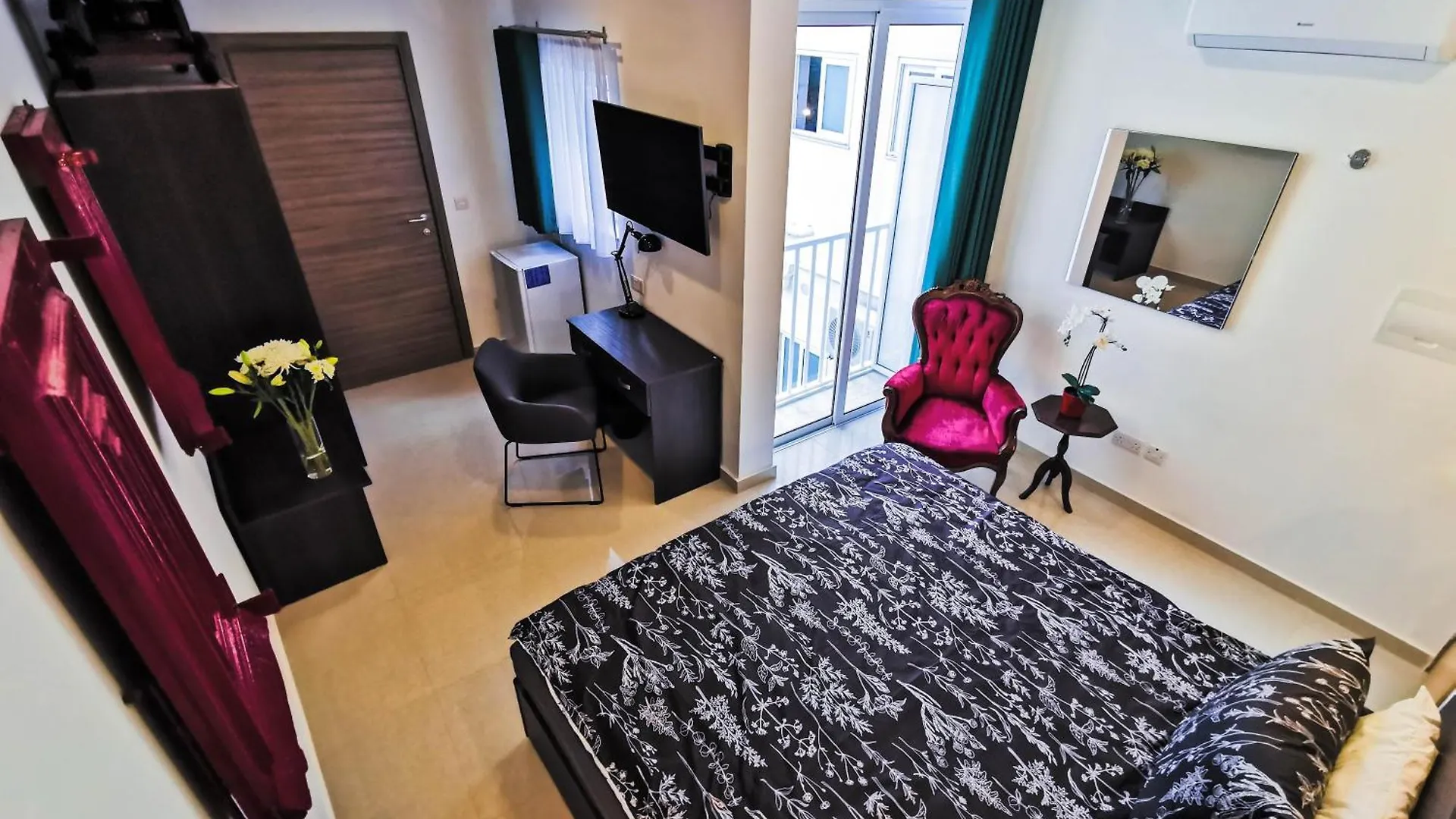 Evolve Coliving Guesthouse Sliema